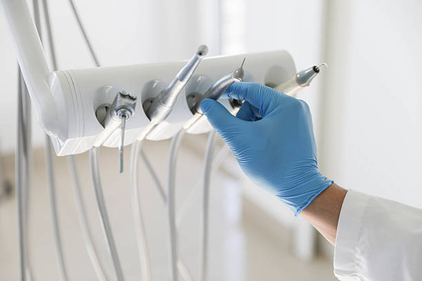 Professional Emergency Dentist technician working in Aberdeen, NC